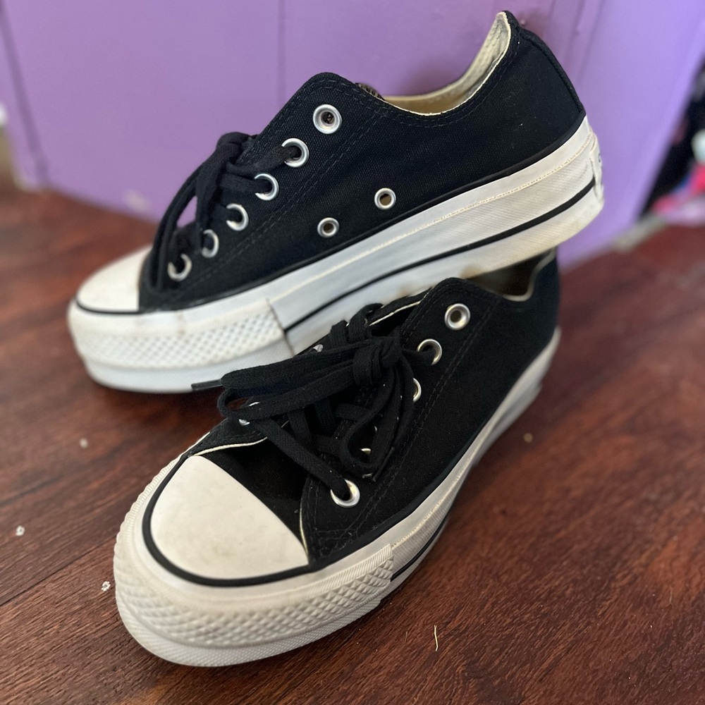 Platform converse
